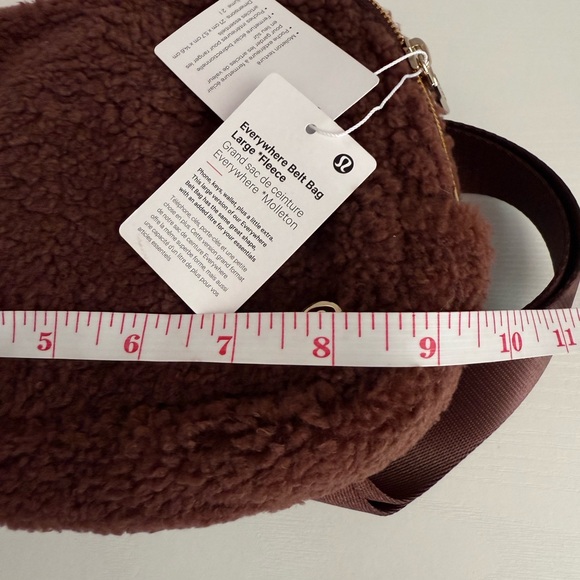 Lululemon Athletica Plum Sherpa Belt Bag - Picture 8 of 11